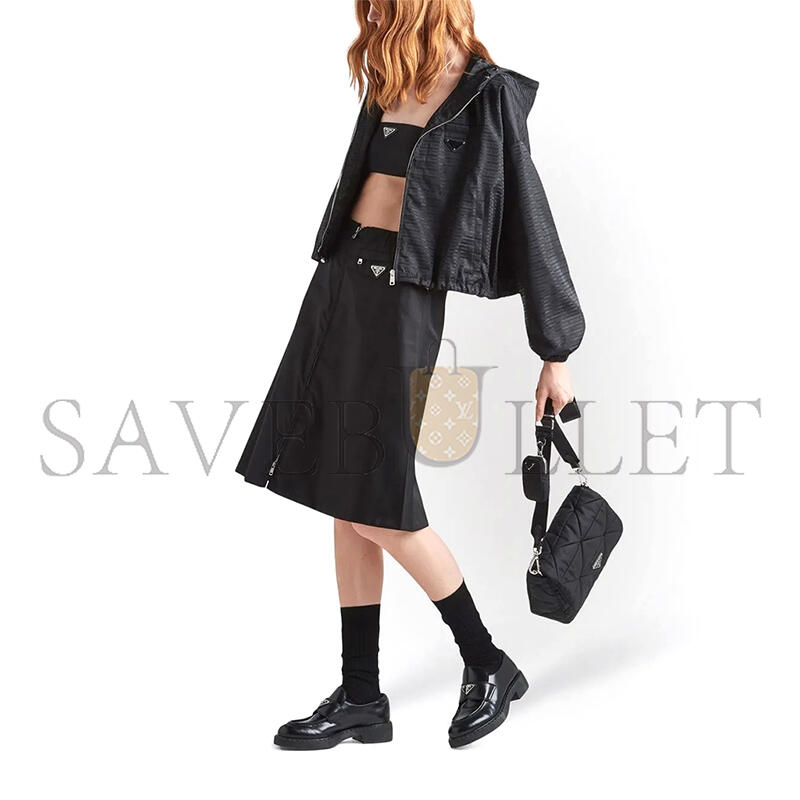 Pra*a re-nylon stuffed shoulder bag 1bd290 (24*17.5*8.5cm)